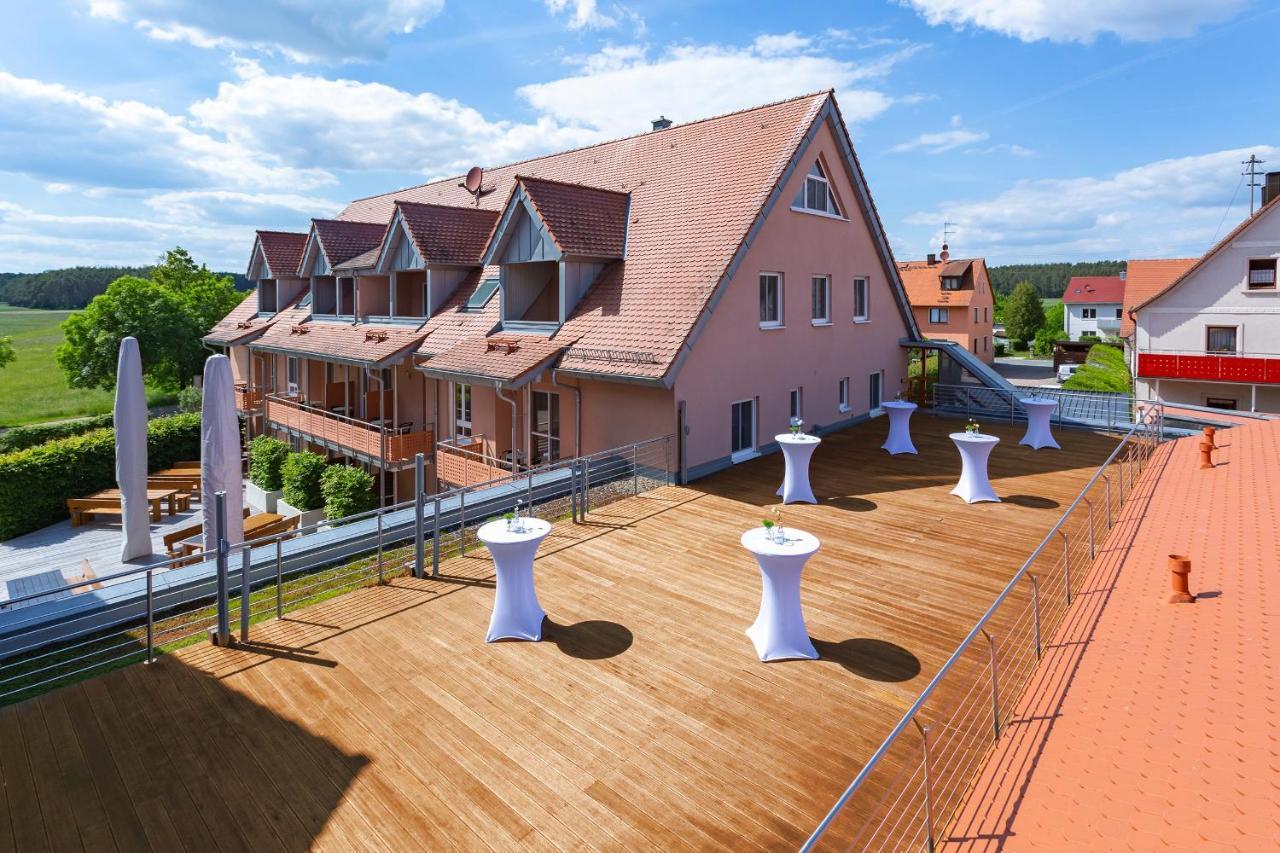Acantus Hotel Weisendorf Luaran gambar